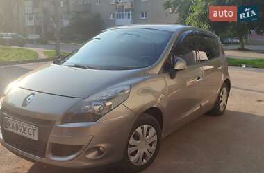 Минивэн Renault Scenic 2009 в Глухове
