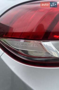 Минивэн Renault Scenic 2017 в 