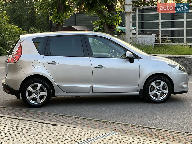 Минивэн Renault Scenic 2010 в Виннице