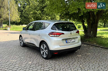 Минивэн Renault Scenic 2016 в 