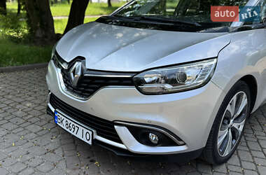 Минивэн Renault Scenic 2016 в 
