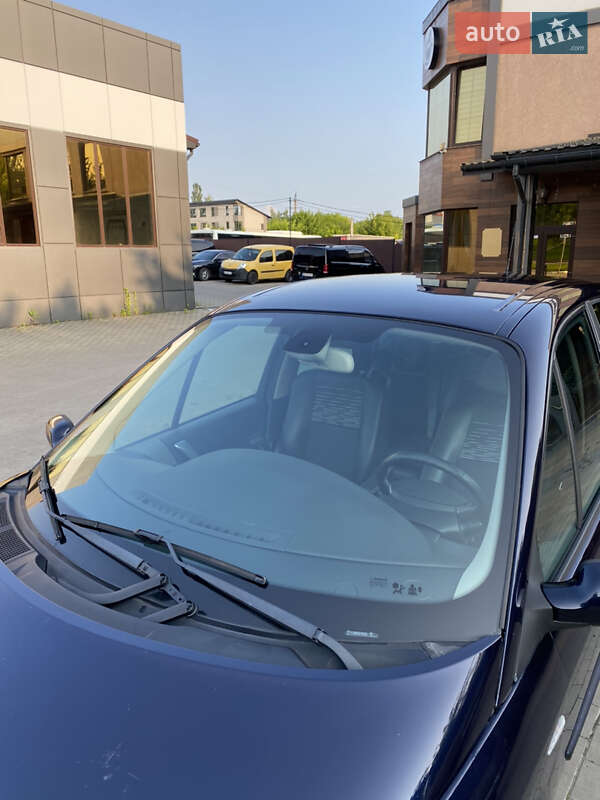 Минивэн Renault Scenic 2009 в Ровно