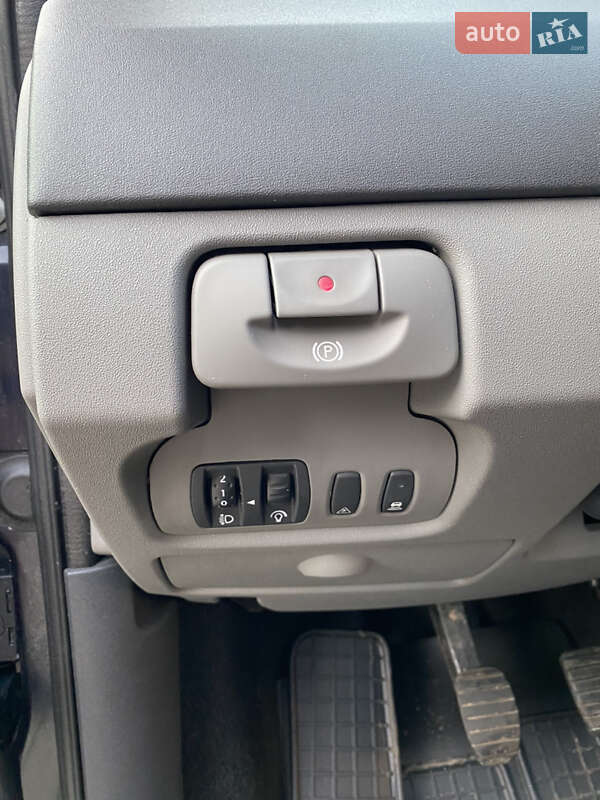 Минивэн Renault Scenic 2009 в Ровно