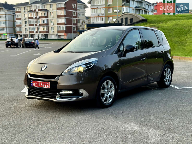 Мінівен Renault Scenic 2013 в Києві
