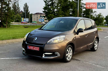 Минивэн Renault Scenic 2013 в Киеве