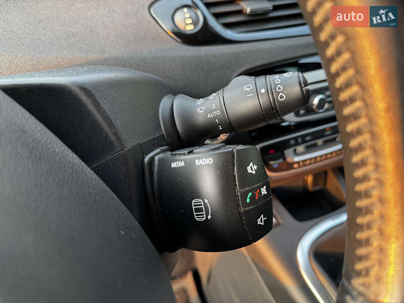 Мінівен Renault Scenic 2013 в Києві