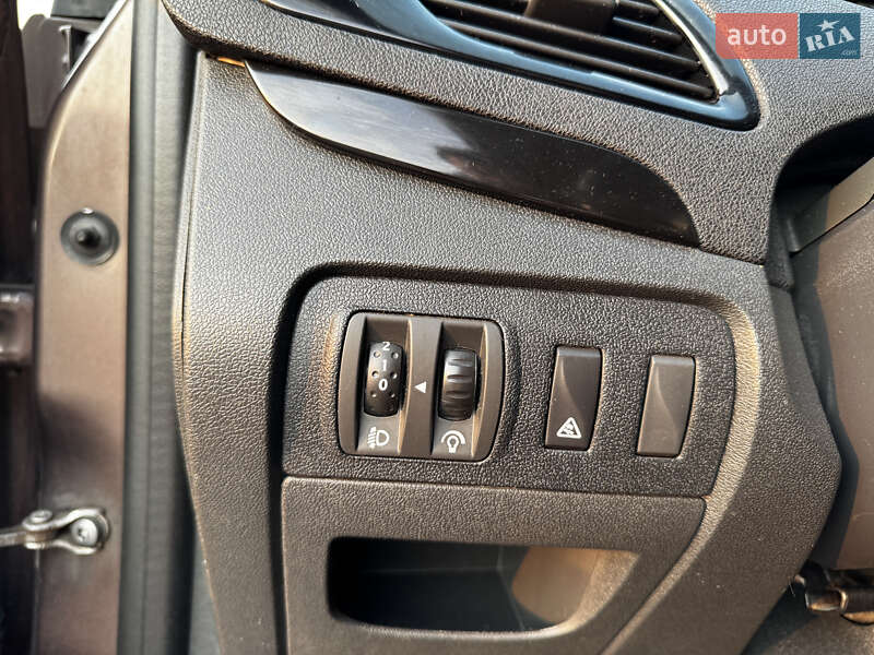 Мінівен Renault Scenic 2013 в Києві