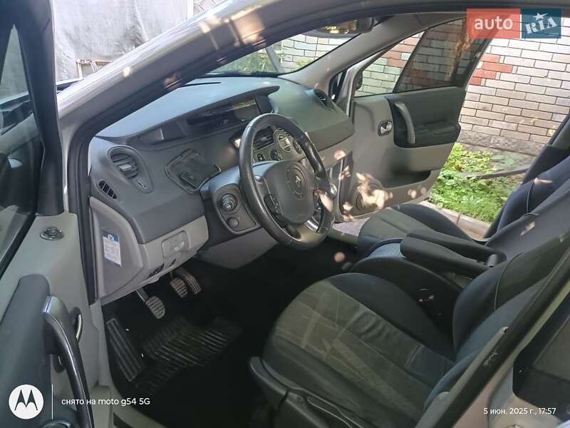 Мінівен Renault Scenic 2006 в Сумах