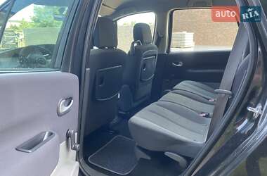 Минивэн Renault Scenic 2008 в 