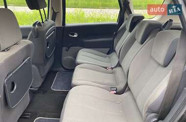 Минивэн Renault Scenic 2008 в 