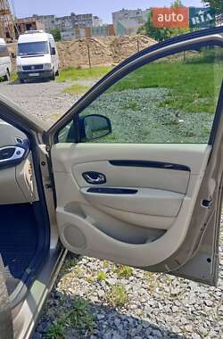 Мінівен Renault Scenic 2012 в 