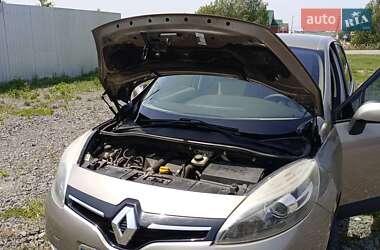 Мінівен Renault Scenic 2012 в 