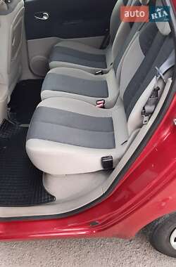 Минивэн Renault Scenic 2003 в 
