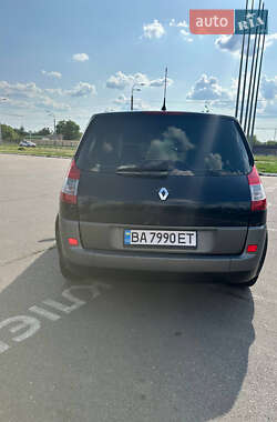 Минивэн Renault Scenic 2005 в 