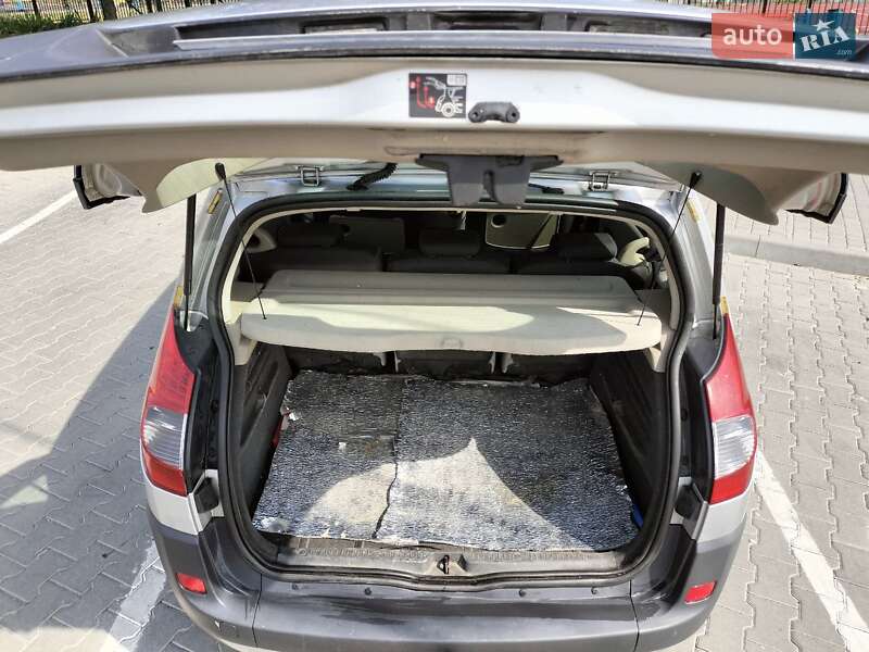 Мінівен Renault Scenic 2006 в Хмельницькому