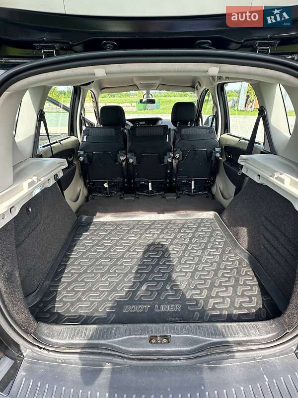 Минивэн Renault Scenic 2011 в Здолбунове