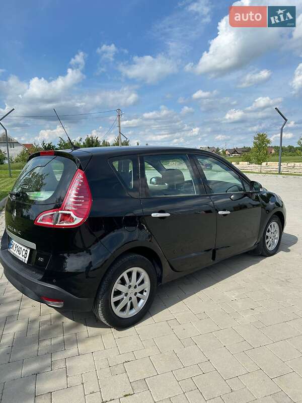 Минивэн Renault Scenic 2011 в Здолбунове