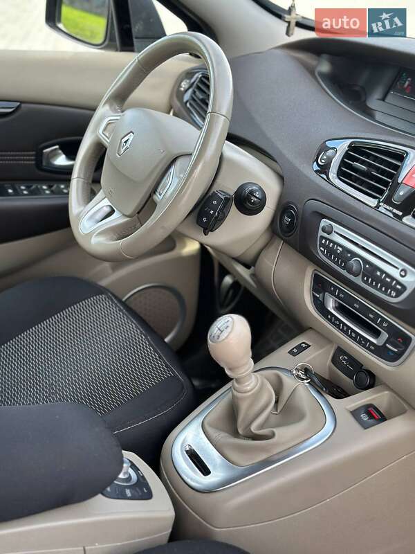 Минивэн Renault Scenic 2011 в Здолбунове