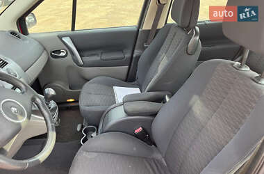 Минивэн Renault Scenic 2006 в 