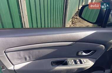 Минивэн Renault Scenic 2010 в 