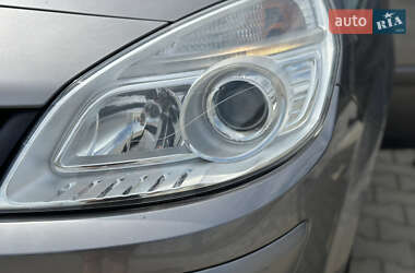 Минивэн Renault Scenic 2008 в 