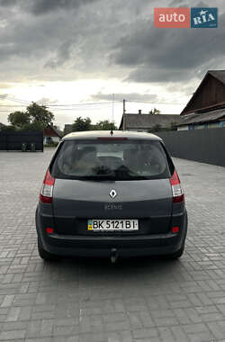 Минивэн Renault Scenic 2006 в 