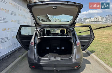 Минивэн Renault Scenic 2012 в 