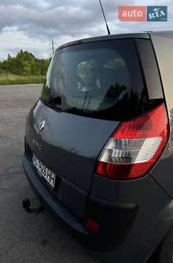 Минивэн Renault Scenic 2006 в 