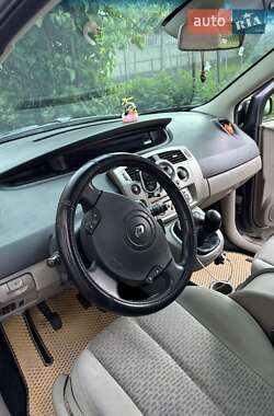 Минивэн Renault Scenic 2006 в 