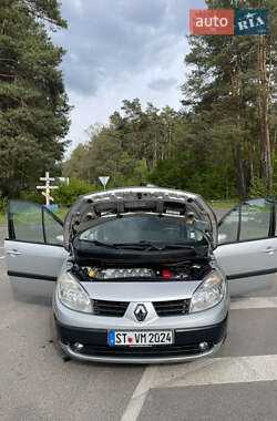 Минивэн Renault Scenic 2005 в 