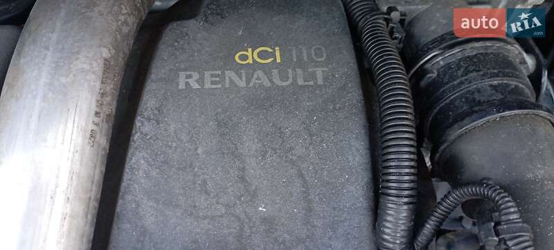 Минивэн Renault Scenic 2010 в Вараше