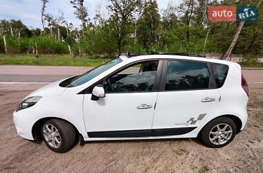 Минивэн Renault Scenic 2010 в 