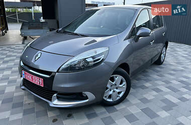 Минивэн Renault Scenic 2013 в 