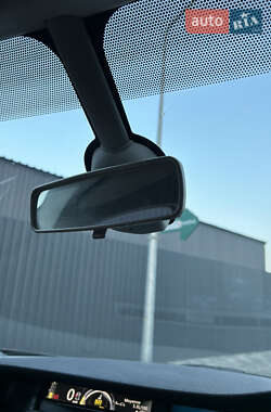 Минивэн Renault Scenic 2013 в 