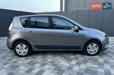 Минивэн Renault Scenic 2013 в 