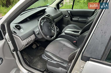 Минивэн Renault Scenic 2005 в 