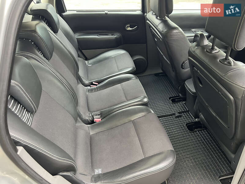 Минивэн Renault Scenic 2005 в Ровно