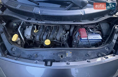 Минивэн Renault Scenic 2008 в 