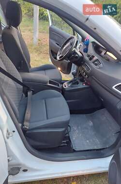 Минивэн Renault Scenic 2010 в 
