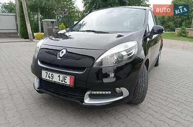 Мінівен Renault Scenic 2012 в Косові