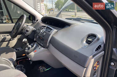 Минивэн Renault Scenic 2008 в 