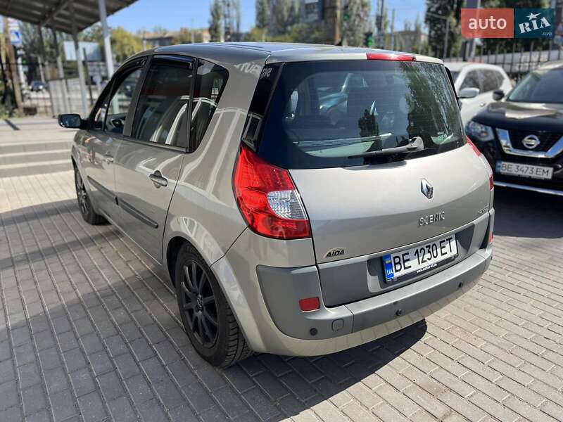 Минивэн Renault Scenic 2006 в Николаеве