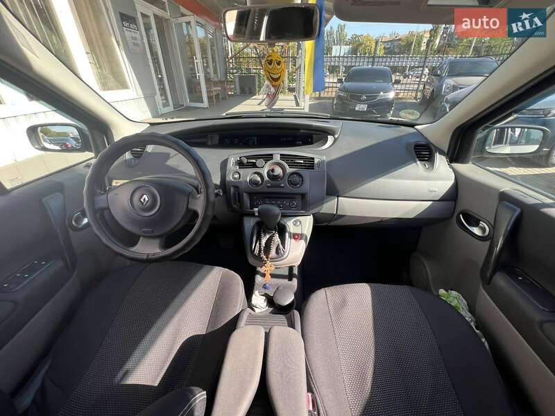 Минивэн Renault Scenic 2006 в Николаеве