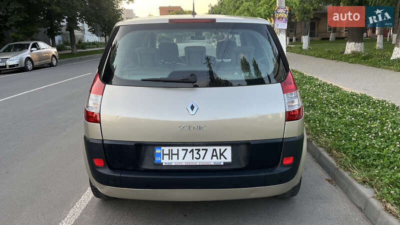 Минивэн Renault Scenic 2006 в Ананьеве