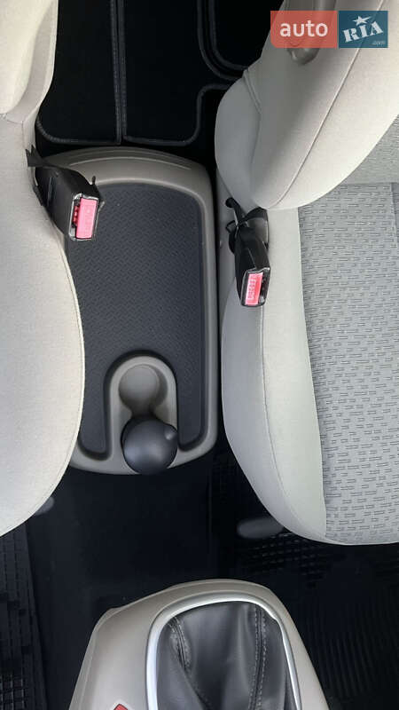 Минивэн Renault Scenic 2006 в Ананьеве