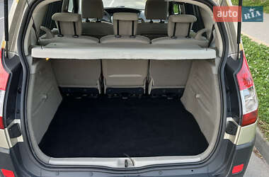 Минивэн Renault Scenic 2006 в 