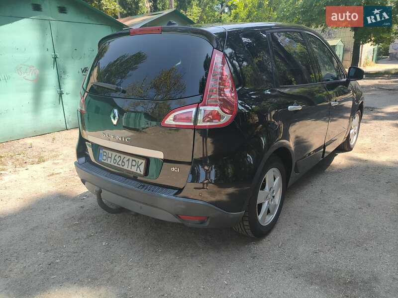 Мінівен Renault Scenic 2010 в Одесі