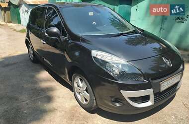 Мінівен Renault Scenic 2010 в Одесі