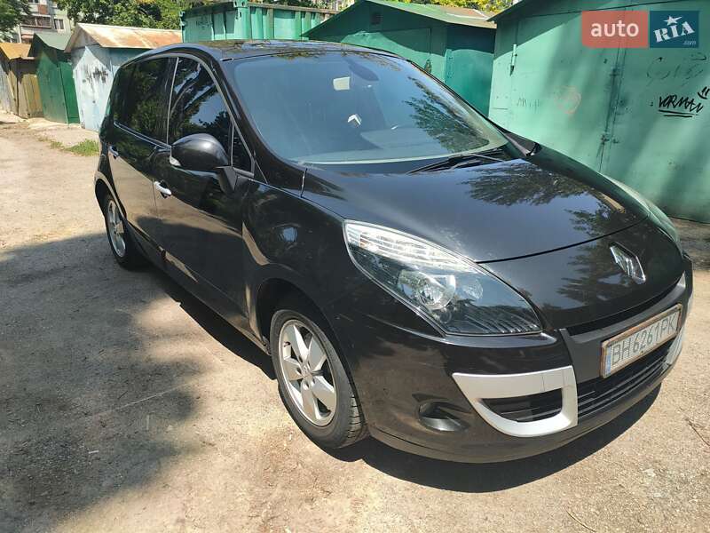 Мінівен Renault Scenic 2010 в Одесі