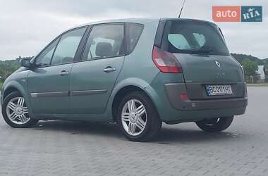 Минивэн Renault Scenic 2004 в 